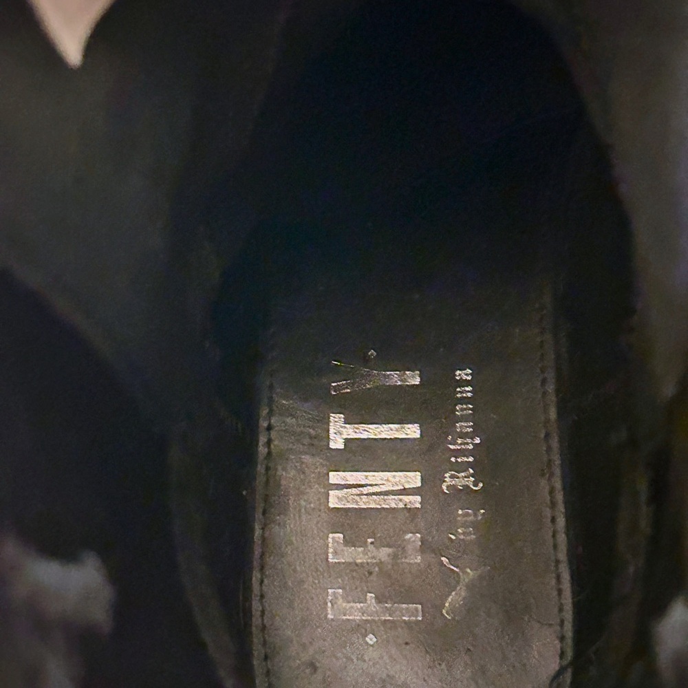 Puma x Fenty By Rihanna Black Chelsea Womens US 9.5 Ankle Platform Boots Goth - Picture 3 of 4